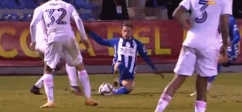 31记三分联盟第一 中国女篮30岁王牌崛起 联手2米26张子宇冲冠