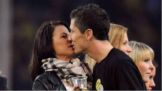 湖人101-105雄鹿迎2喜2忧！拉拉维亚最佳引援，东契奇+艾顿太不稳