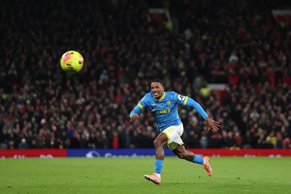 字母哥1断1帽拒绝湖人逆转，詹皇准三双成空砍，东契奇25中8致命6犯离场