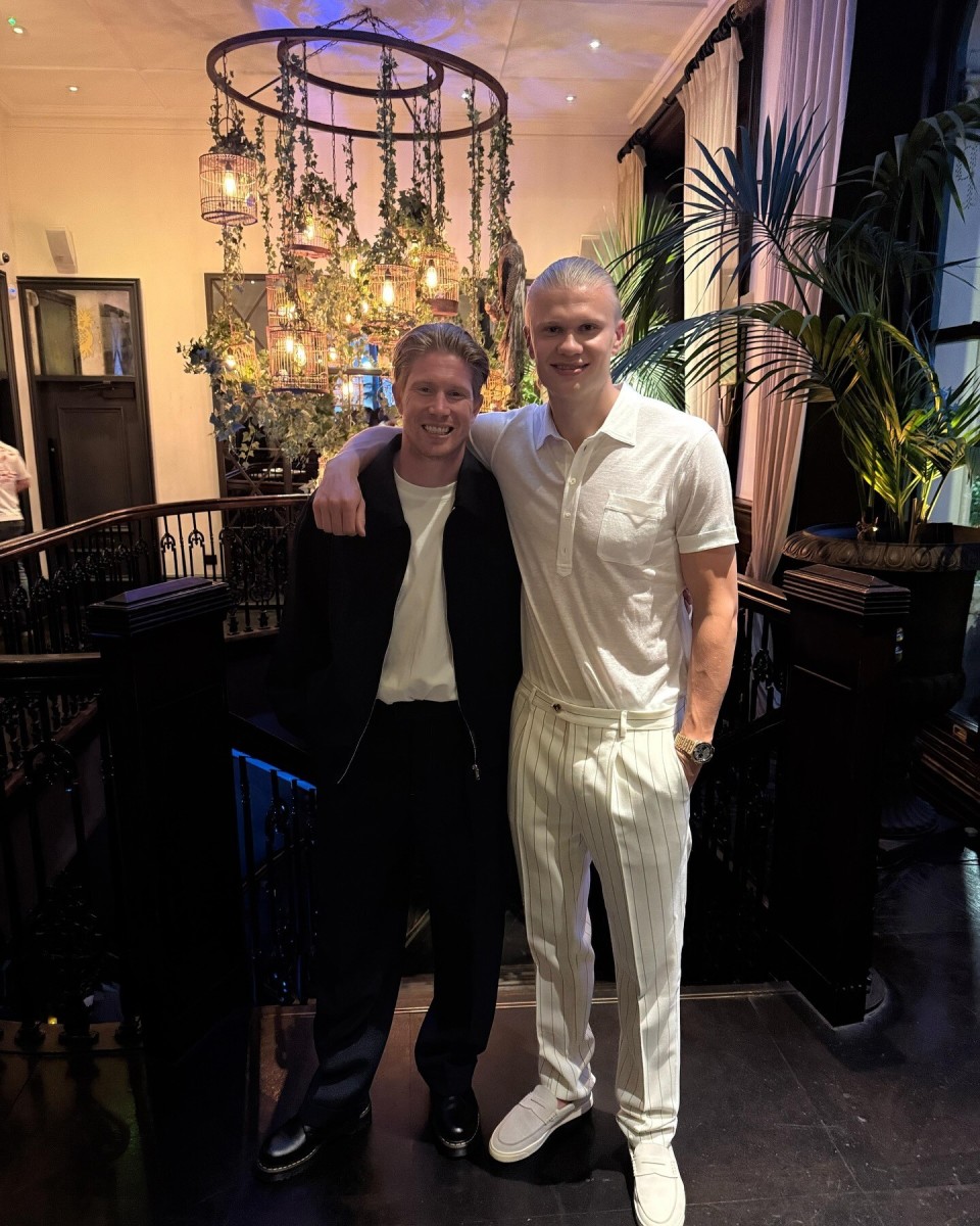 Uzi含金量提升！拳头官方确认：名人堂不看赛区，TheShy也有机会